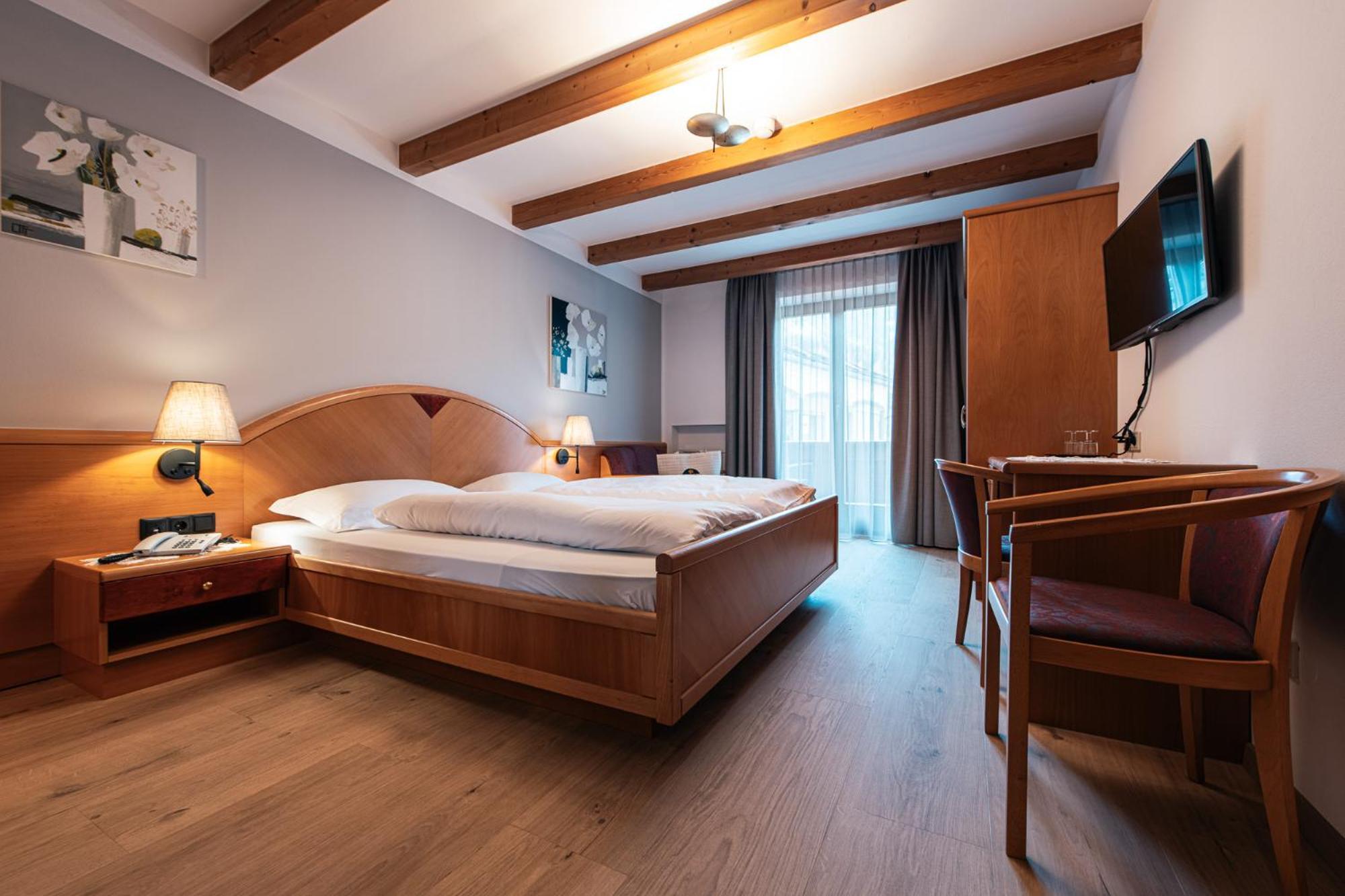 Hotel Goldene Rose Monguelfo-Tesido / Welsberg-Taisten Kültér fotó