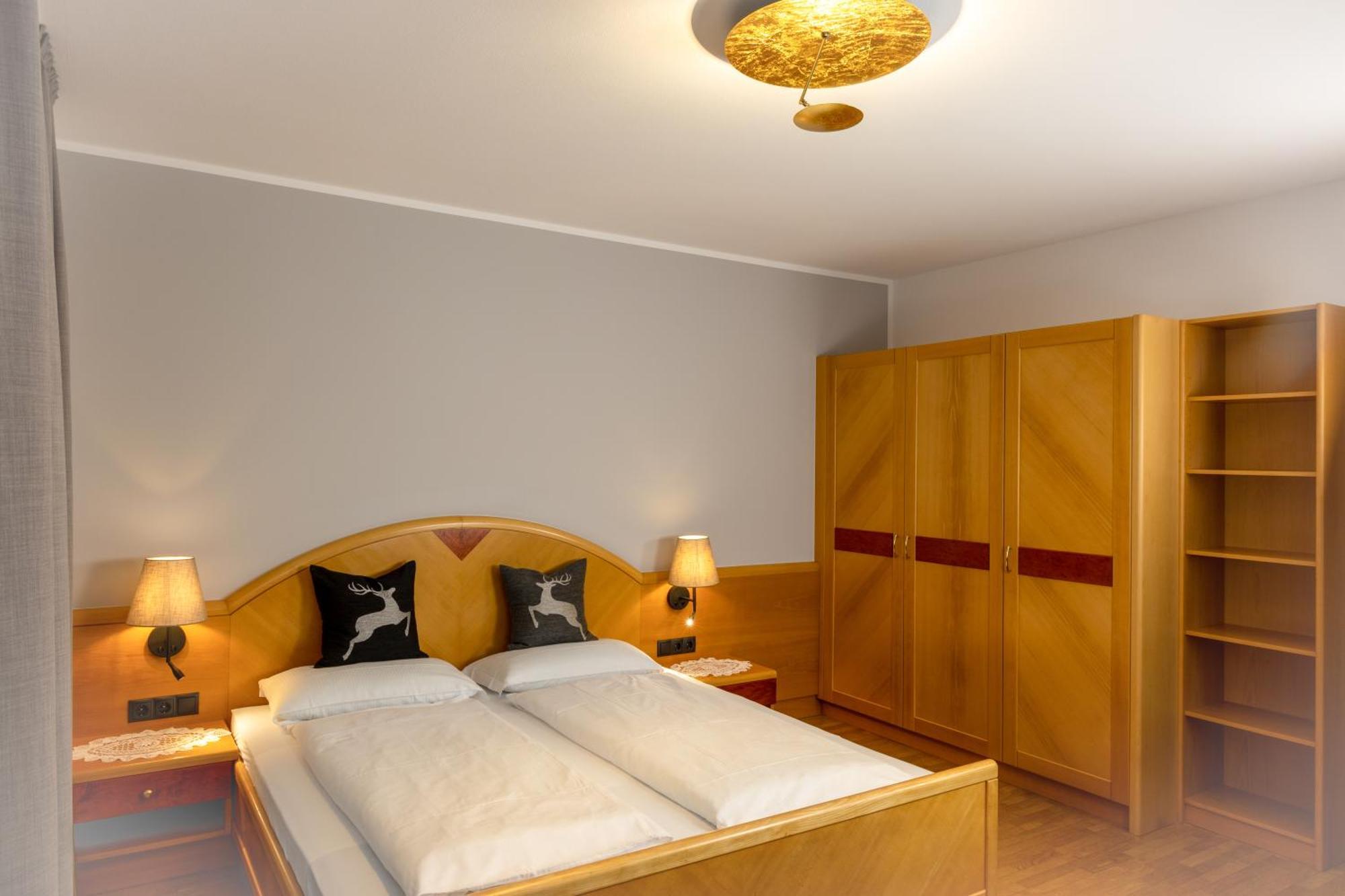 Hotel Goldene Rose Monguelfo-Tesido / Welsberg-Taisten Kültér fotó