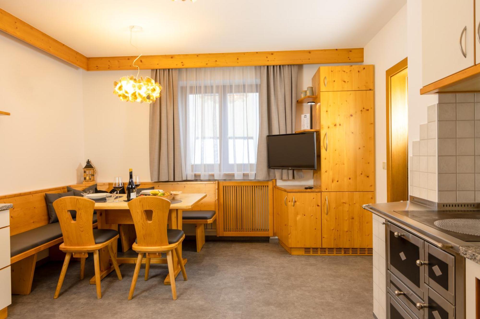 Hotel Goldene Rose Monguelfo-Tesido / Welsberg-Taisten Kültér fotó