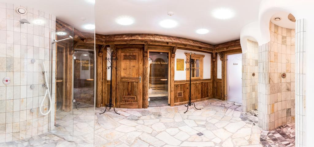 Hotel Goldene Rose Monguelfo-Tesido / Welsberg-Taisten Kültér fotó