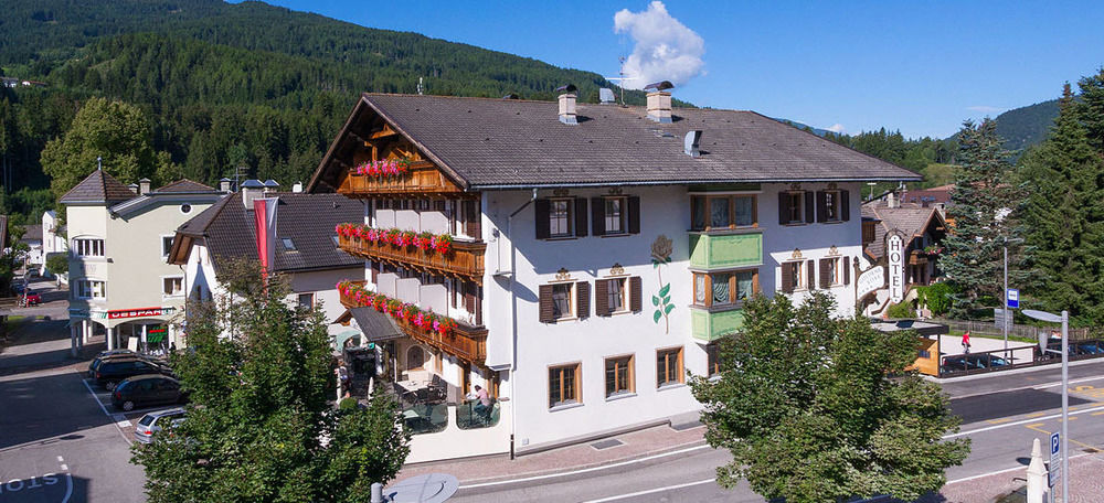 Hotel Goldene Rose Monguelfo-Tesido / Welsberg-Taisten Kültér fotó