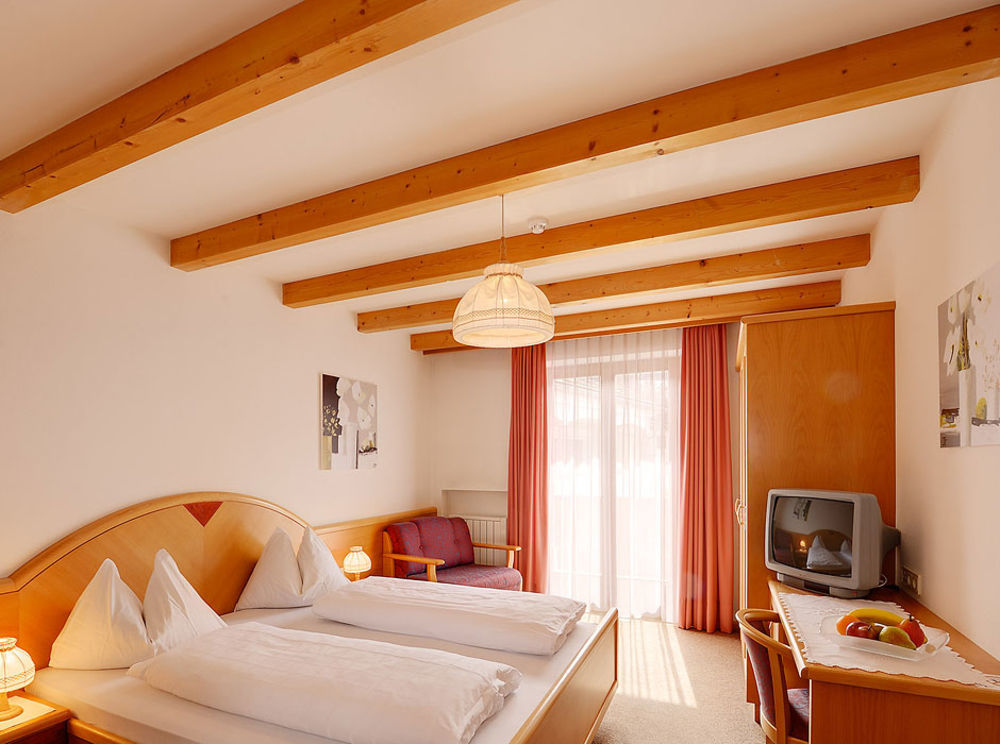 Hotel Goldene Rose Monguelfo-Tesido / Welsberg-Taisten Kültér fotó